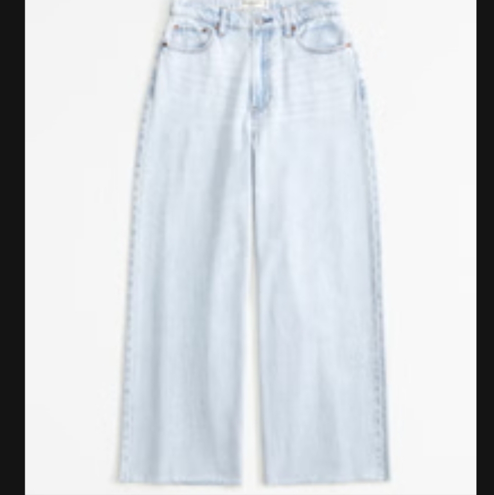 Abercrombie & Fitch Light Wash Flare Jeans